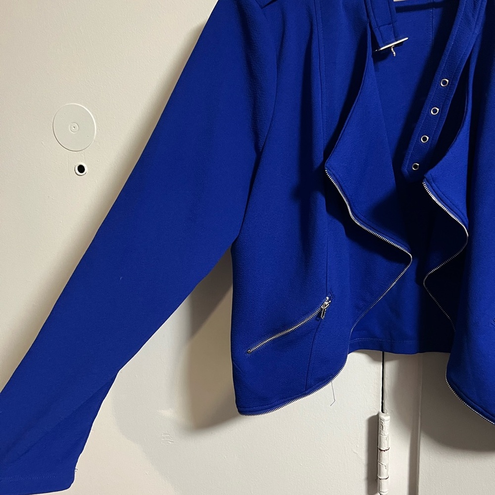 Blue jacket - Picture 3 of 3